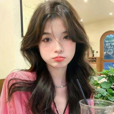 我才不要和人类恋爱呢